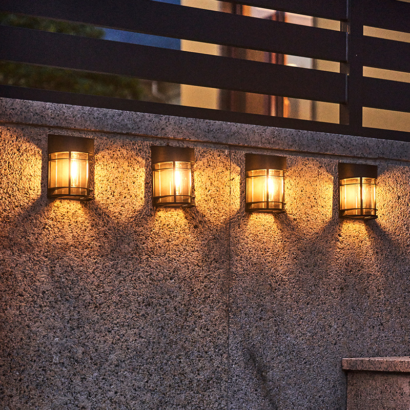 Smart Garden Fence & Balcony Hanging Planter - Luz Solar LED para Jardim, à
